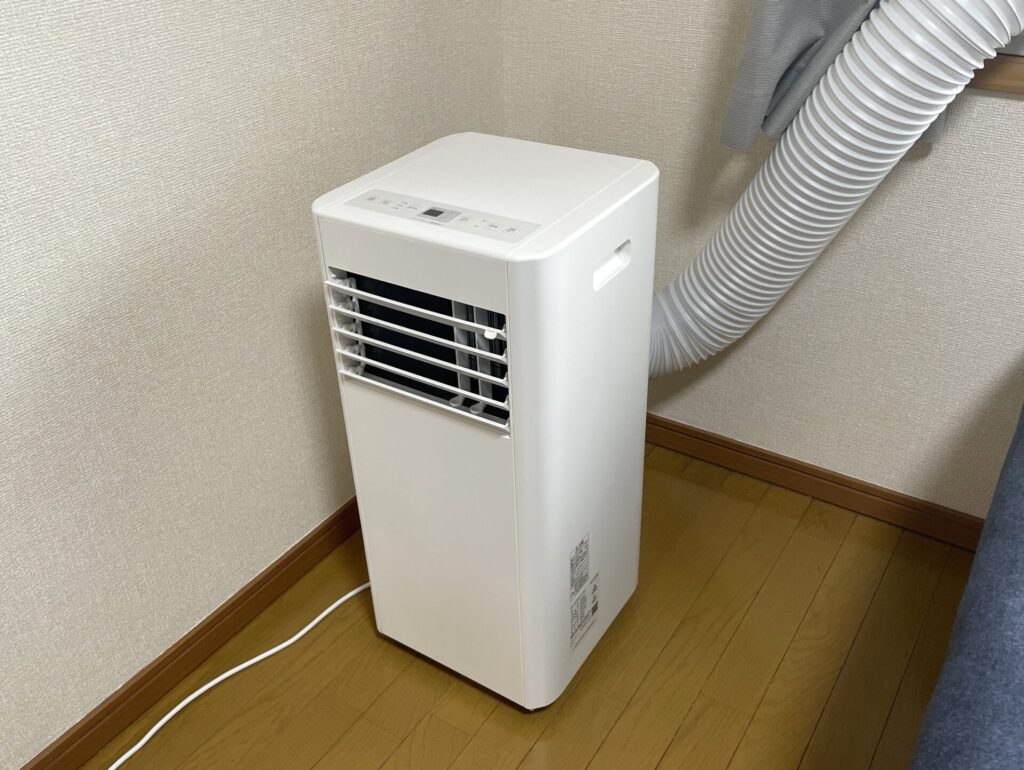 アイリスオーヤマのポータブルクーラーIPP-2225U。